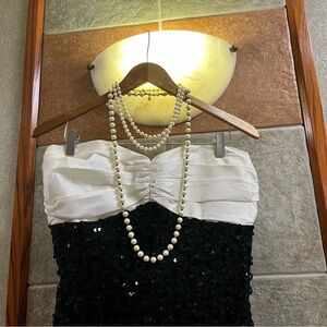 SEQUINS - Sexy Mini - EXCELLENT DEAL 💕